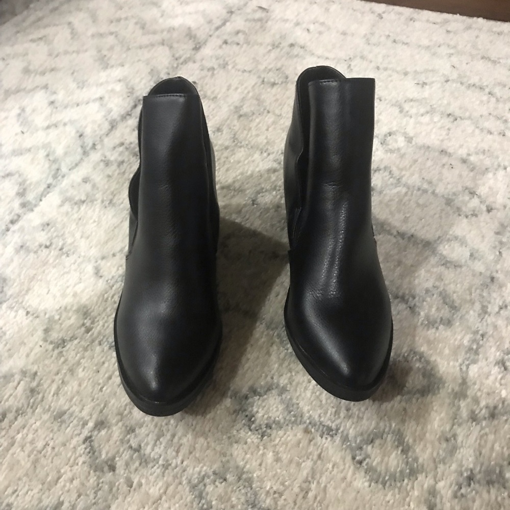 Ankle boots